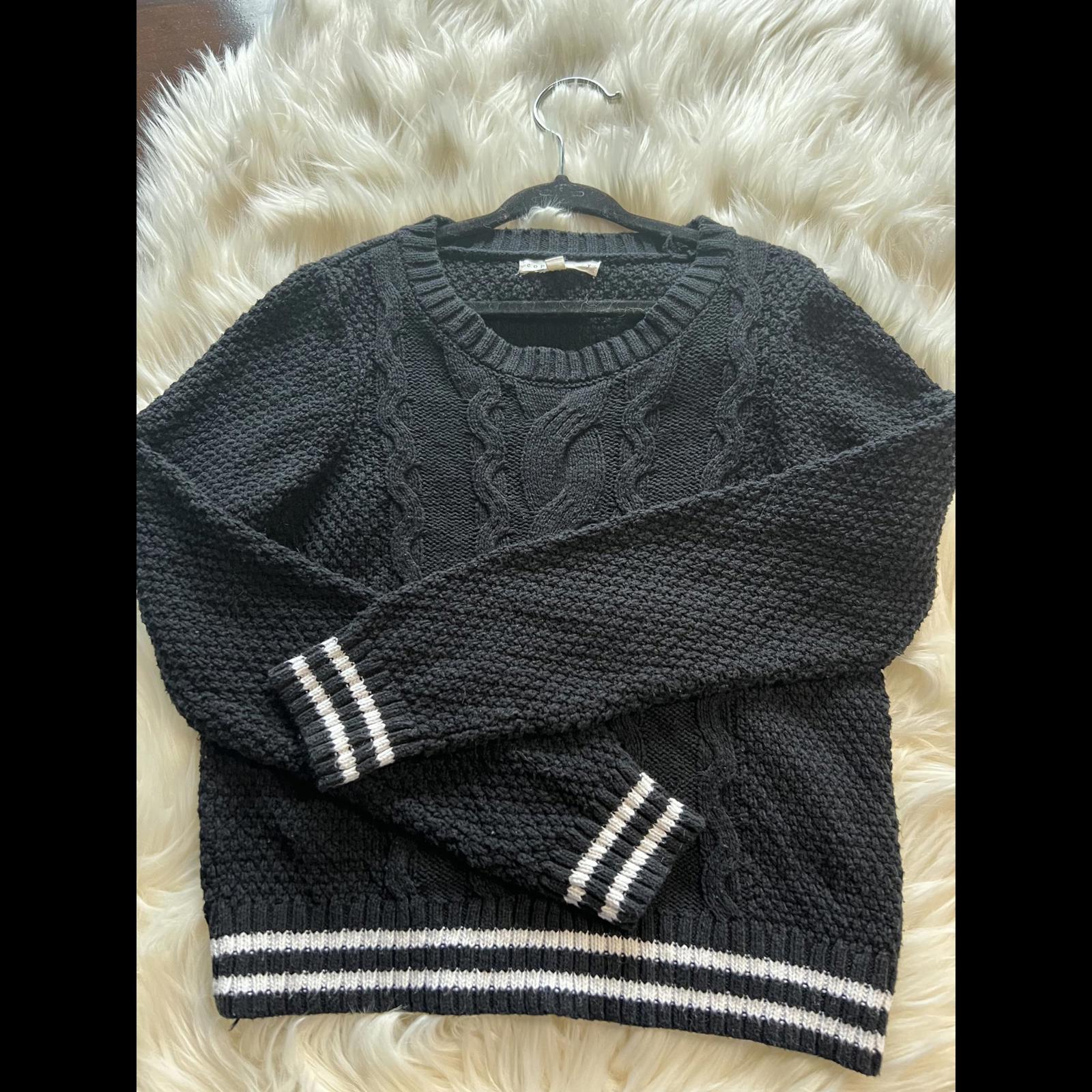 Copper Key Black Cable Knit Sweater Size Small